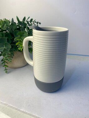 Ello Ceramic 18 oz Travel Mug with Handle Grey Silicone Bottom